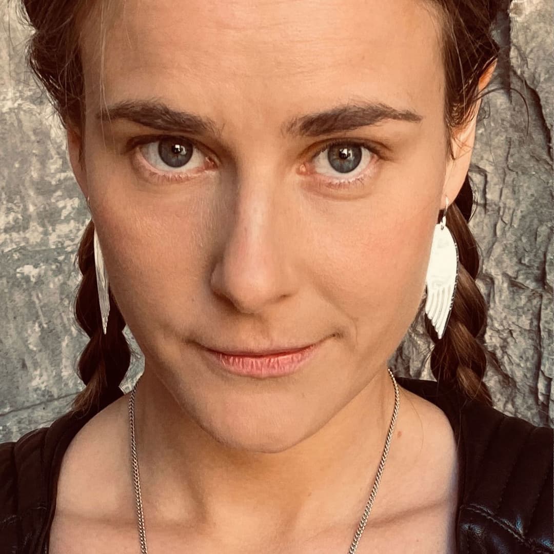 Beväpna Dig Med Vingar Earrings